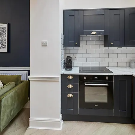 Host & - Zetland Hideaway Apartment